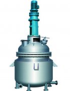 不銹鋼反應釜使用前后要注意問題